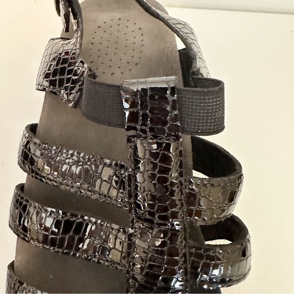 SAS Allegro Heel Strap Sandal in Black Croc - Size 7 - Picture 6 of 14